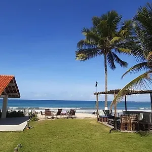 bnb-nossa-casa-maracaipe.portodegalinhashotels.com/